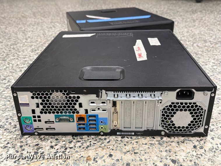 image for item FT8034 (4) HP computers