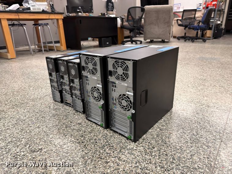 image for item FT8036 (5) HP computers
