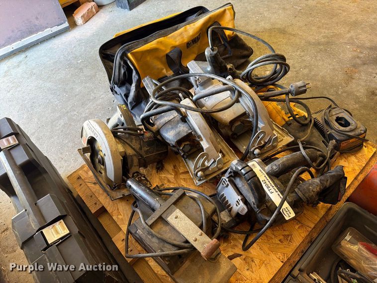 image for item FT8042 Power tools