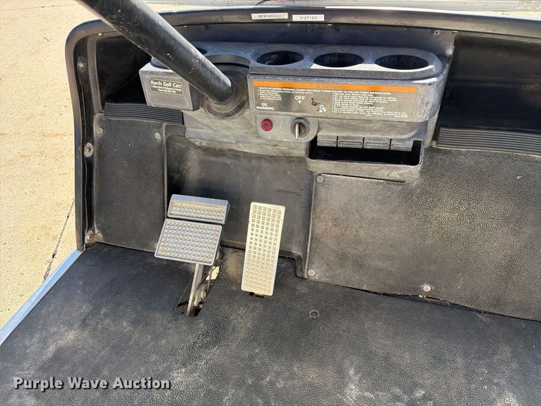 image for item FT8045 1997 Yamaha G16A golf cart