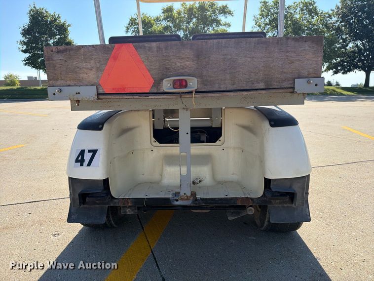 image for item FT8045 1997 Yamaha G16A golf cart