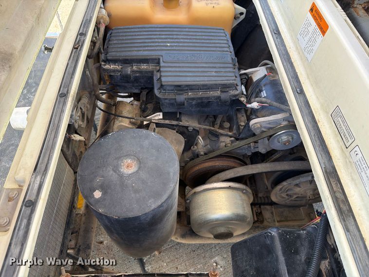 image for item FT8045 1997 Yamaha G16A golf cart