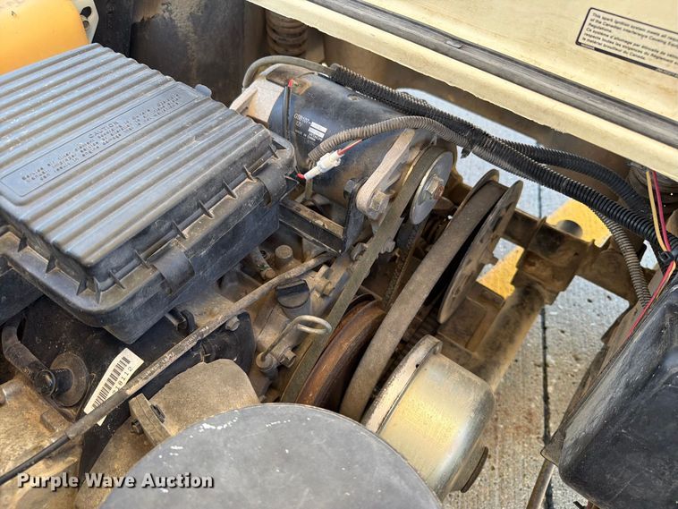 image for item FT8045 1997 Yamaha G16A golf cart