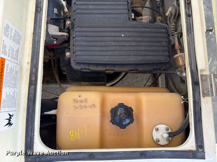 image for item FT8045 1997 Yamaha G16A golf cart
