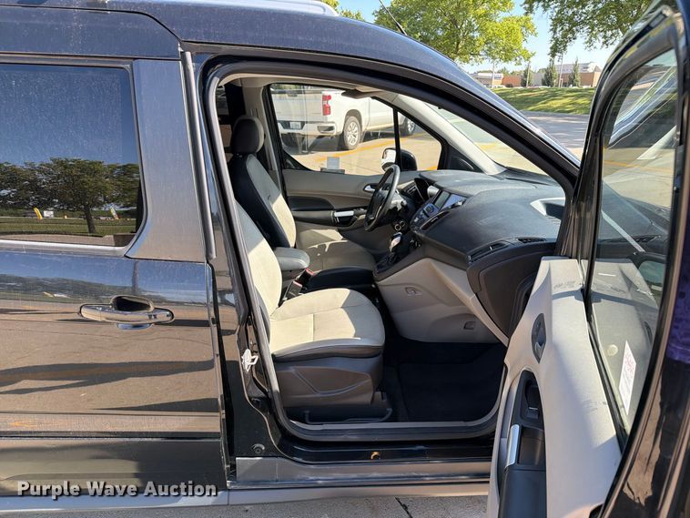 image for item FT8046 2015 Ford Transit Connect van