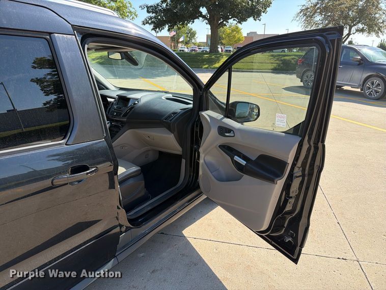 image for item FT8046 2015 Ford Transit Connect van