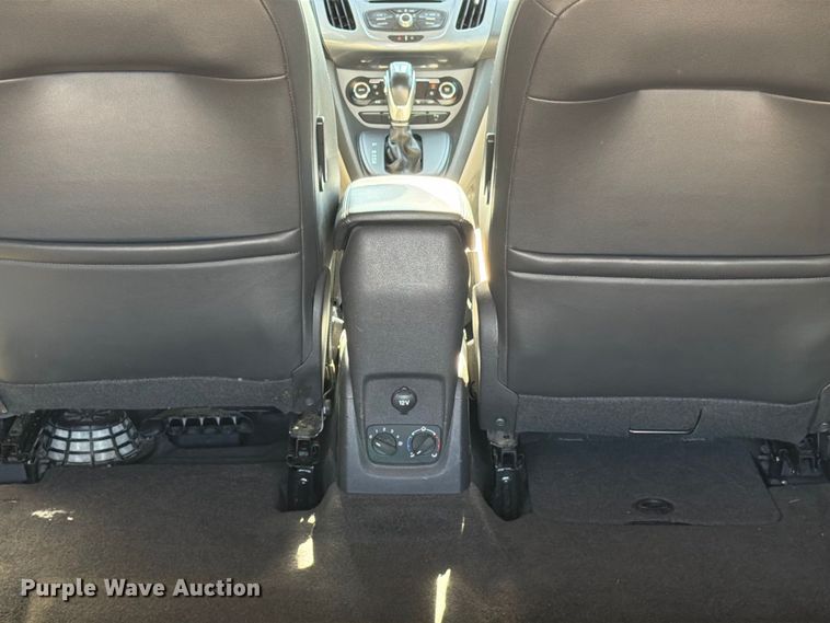 image for item FT8046 2015 Ford Transit Connect van