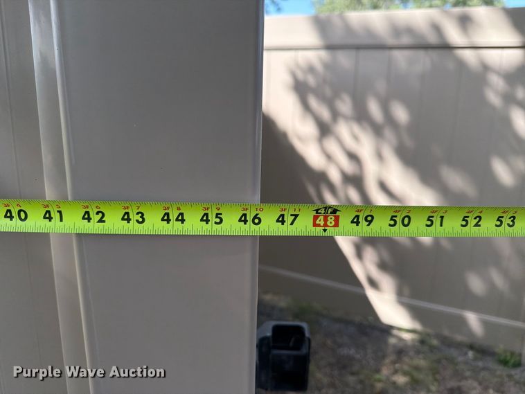 image for item FT8047 Approximately 240' of vinyl fencing