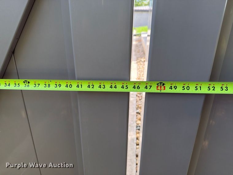 image for item FT8047 Approximately 240' of vinyl fencing