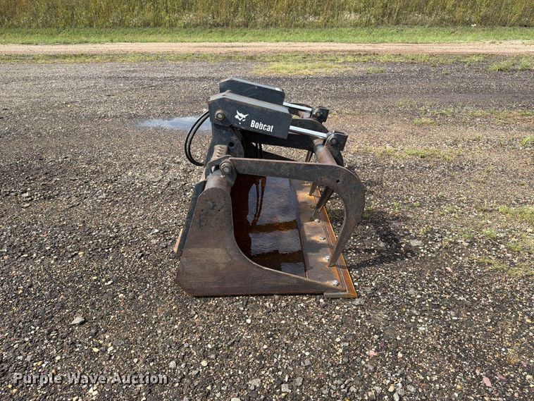 image for item FT8050 Bobcat 66 GNDL BKT GRPL skid steer grapple bucket