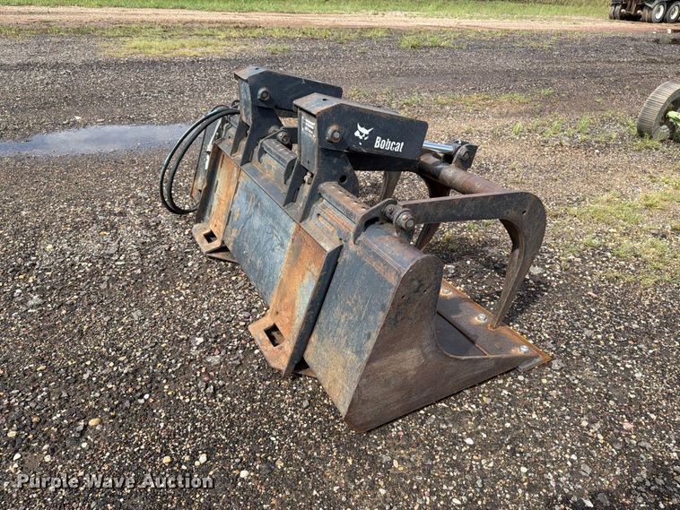 image for item FT8050 Bobcat 66 GNDL BKT GRPL skid steer grapple bucket