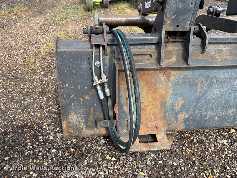 image for item FT8050 Bobcat 66 GNDL BKT GRPL skid steer grapple bucket
