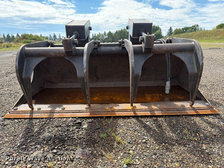 image for item FT8050 Bobcat 66 GNDL BKT GRPL skid steer grapple bucket