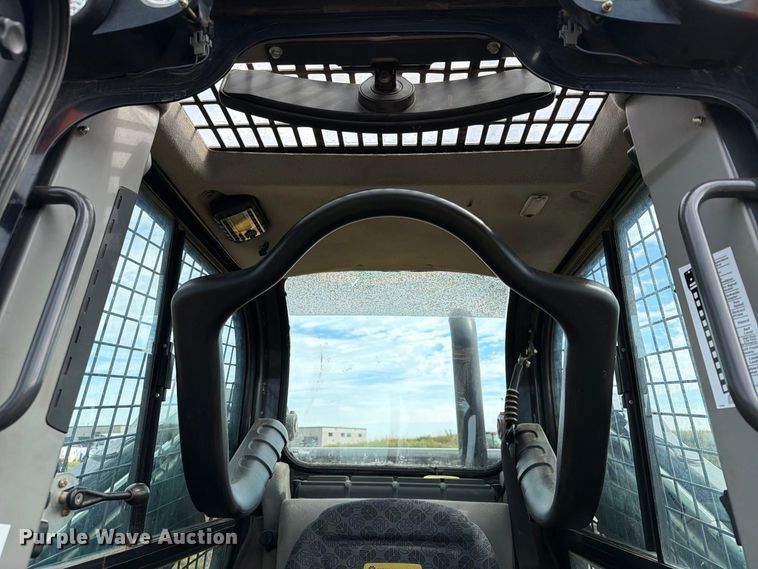 image for item FT8051 2019 New Holland C232 tracked skid steer loader