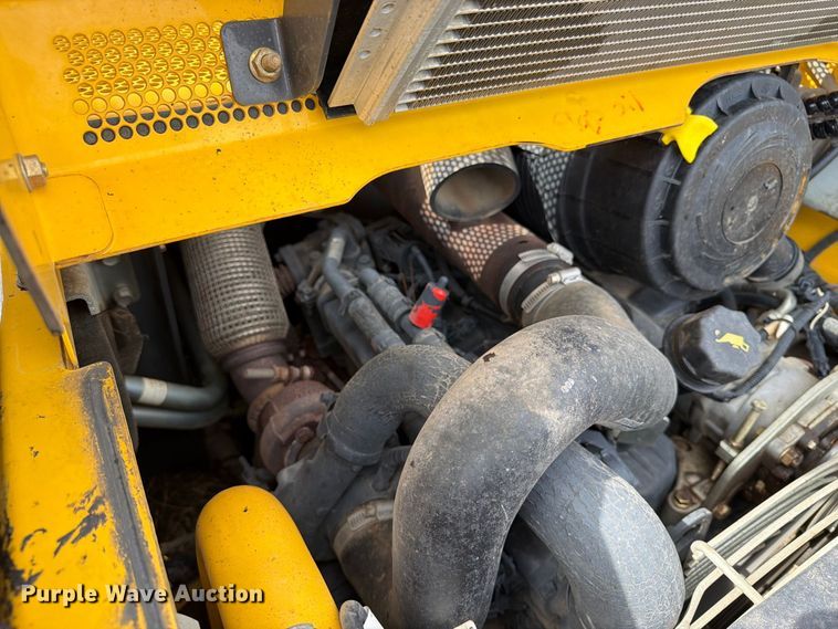 image for item FT8051 2019 New Holland C232 tracked skid steer loader