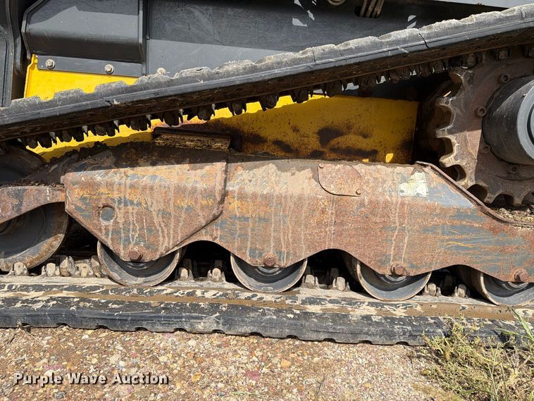 image for item FT8051 2019 New Holland C232 tracked skid steer loader