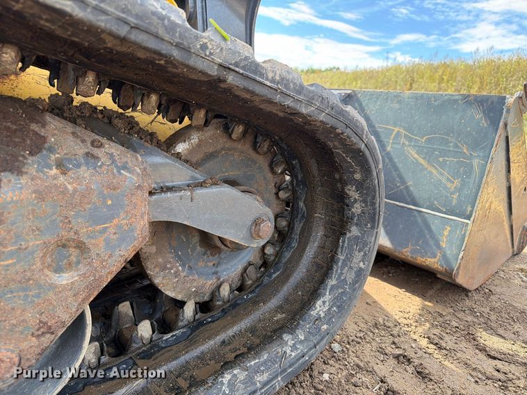 image for item FT8051 2019 New Holland C232 tracked skid steer loader