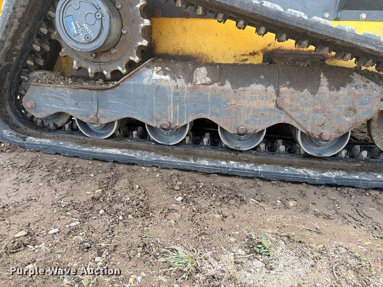 image for item FT8051 2019 New Holland C232 tracked skid steer loader
