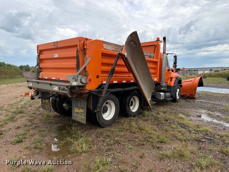 image for item FT8052 2013 International SF567 dump truck