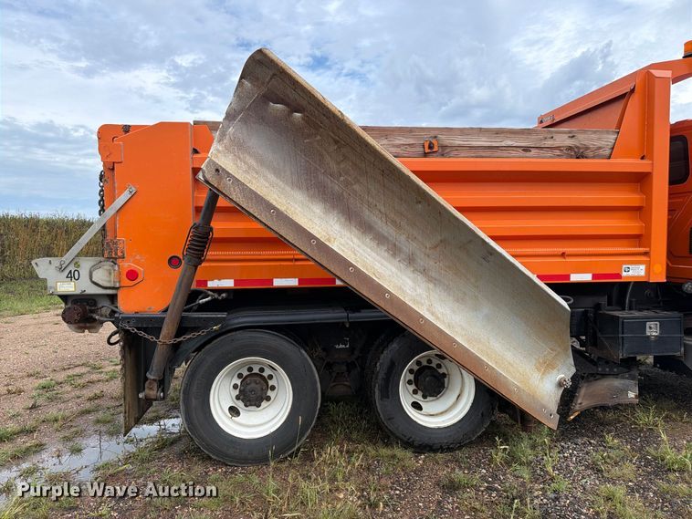 image for item FT8052 2013 International SF567 dump truck