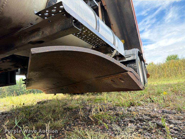 image for item FT8052 2013 International SF567 dump truck