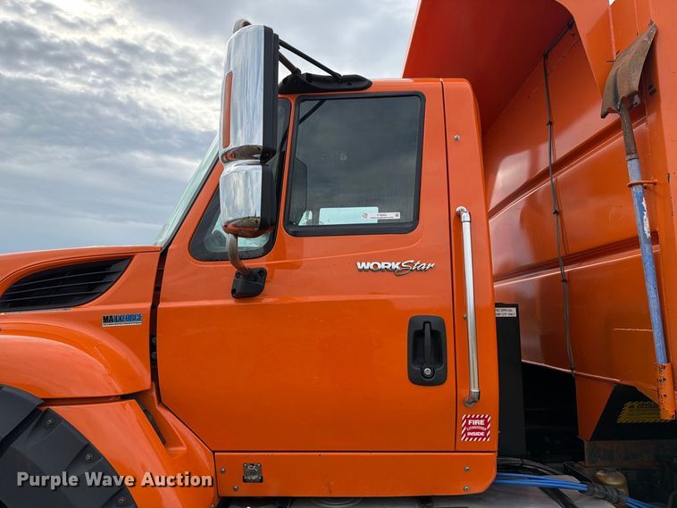 image for item FT8052 2013 International SF567 dump truck