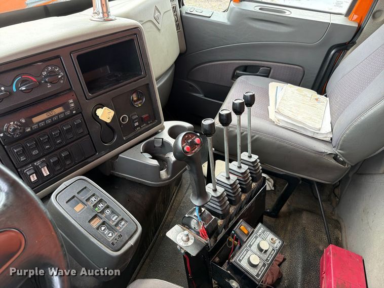 image for item FT8052 2013 International SF567 dump truck
