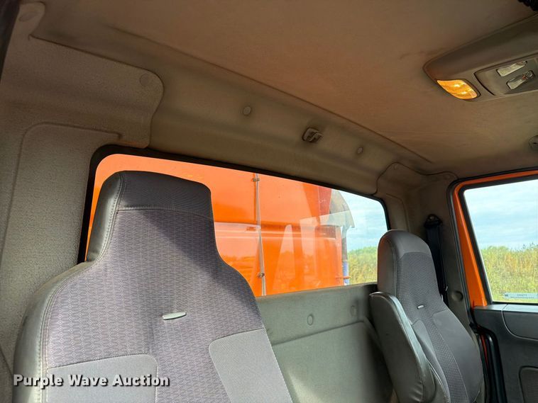 image for item FT8052 2013 International SF567 dump truck