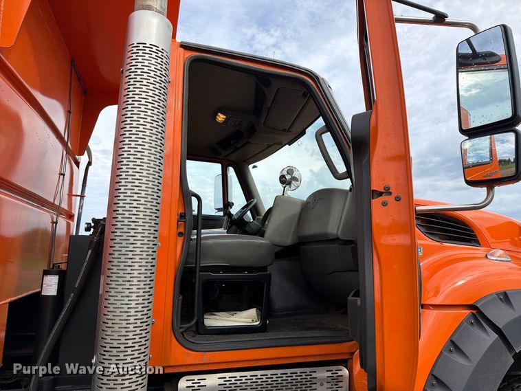 image for item FT8052 2013 International SF567 dump truck