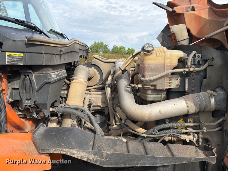 image for item FT8052 2013 International SF567 dump truck