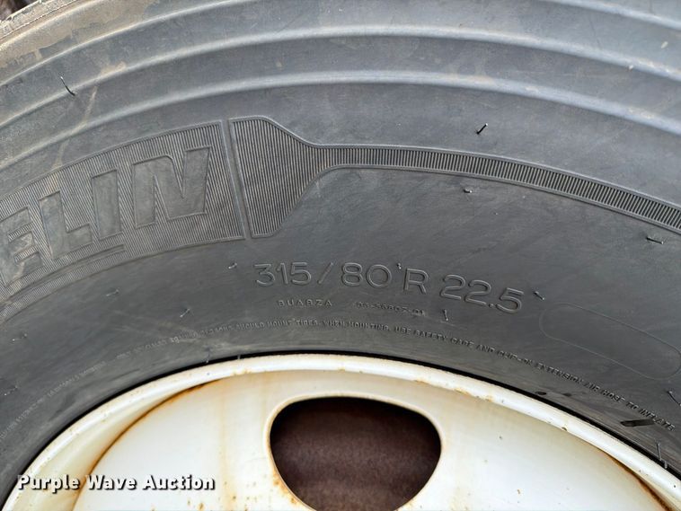 image for item FT8052 2013 International SF567 dump truck