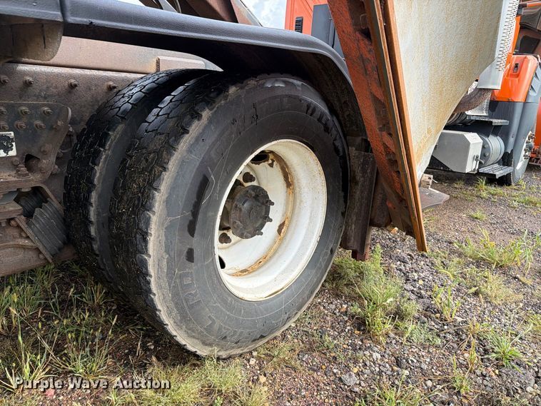 image for item FT8052 2013 International SF567 dump truck