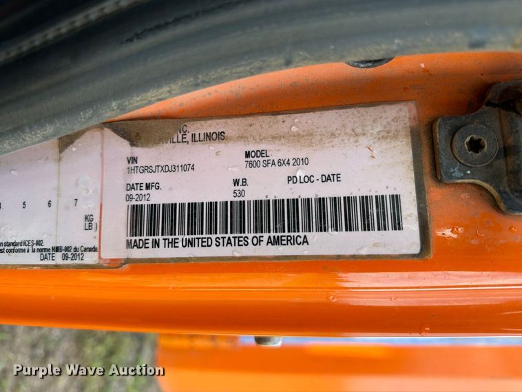 image for item FT8052 2013 International SF567 dump truck