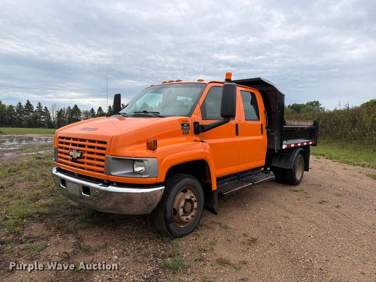 2004 Chevrolet C4500 dump truck
