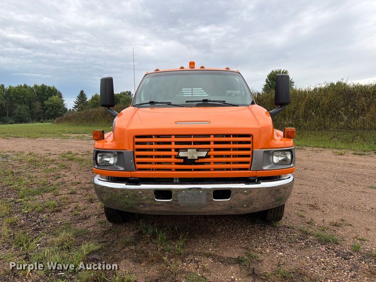 image for item FT8053 2004 Chevrolet C4500 dump truck