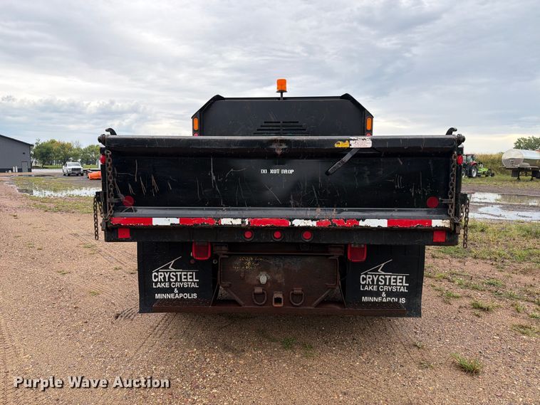 image for item FT8053 2004 Chevrolet C4500 dump truck