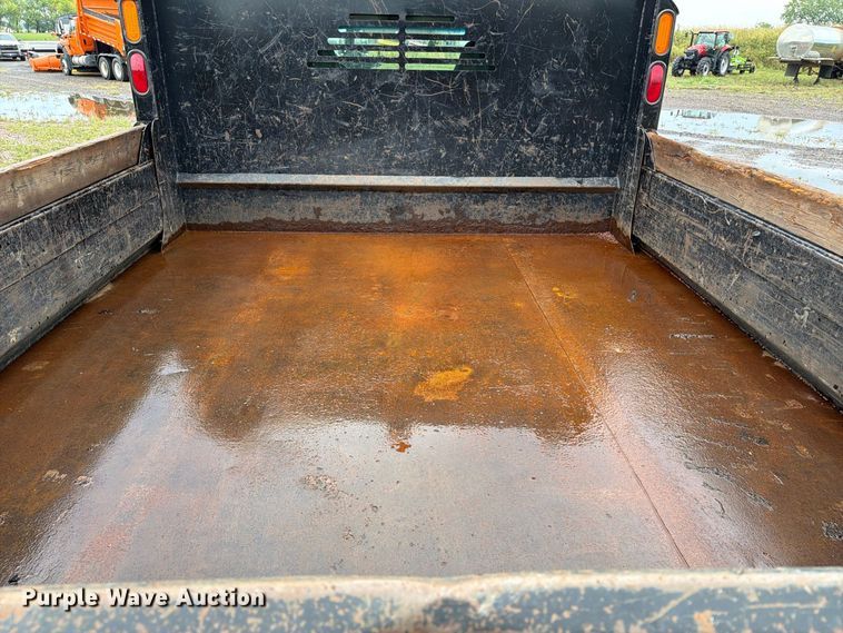 image for item FT8053 2004 Chevrolet C4500 dump truck