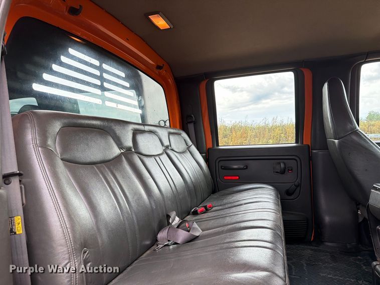 image for item FT8053 2004 Chevrolet C4500 dump truck