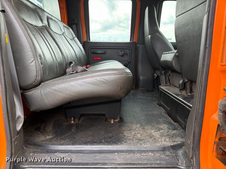 image for item FT8053 2004 Chevrolet C4500 dump truck