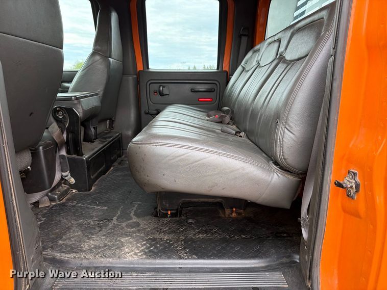 image for item FT8053 2004 Chevrolet C4500 dump truck
