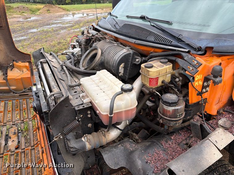 image for item FT8053 2004 Chevrolet C4500 dump truck
