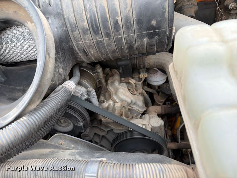 image for item FT8053 2004 Chevrolet C4500 dump truck