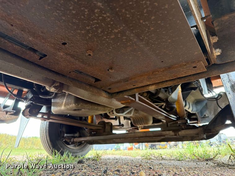 image for item FT8053 2004 Chevrolet C4500 dump truck
