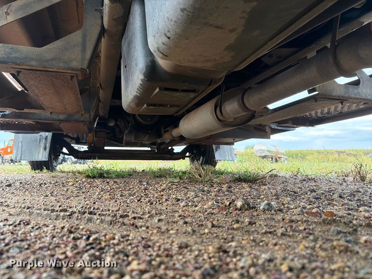 image for item FT8053 2004 Chevrolet C4500 dump truck
