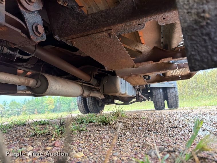 image for item FT8053 2004 Chevrolet C4500 dump truck