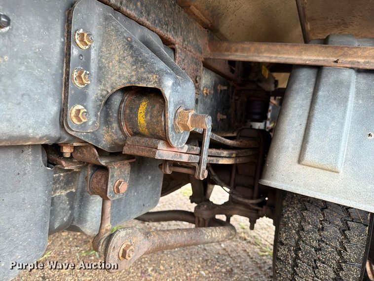 image for item FT8053 2004 Chevrolet C4500 dump truck