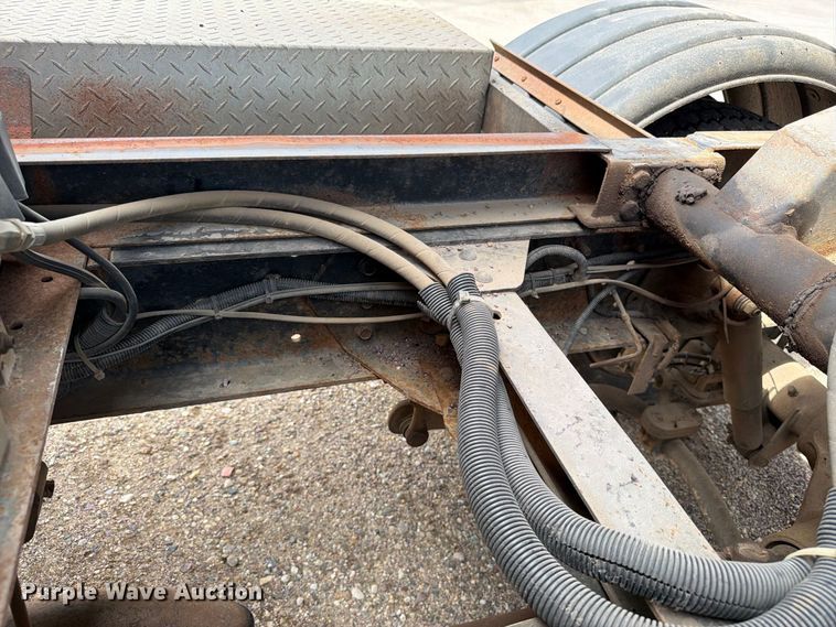 image for item FT8053 2004 Chevrolet C4500 dump truck
