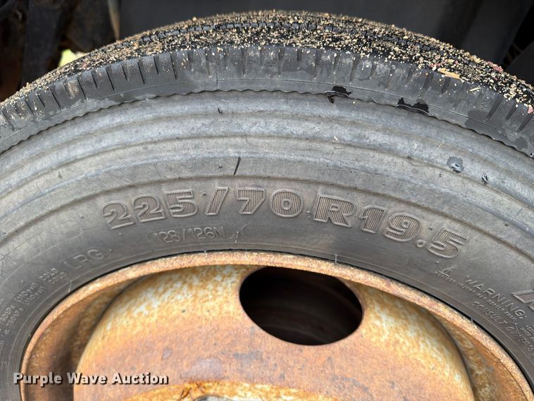 image for item FT8053 2004 Chevrolet C4500 dump truck