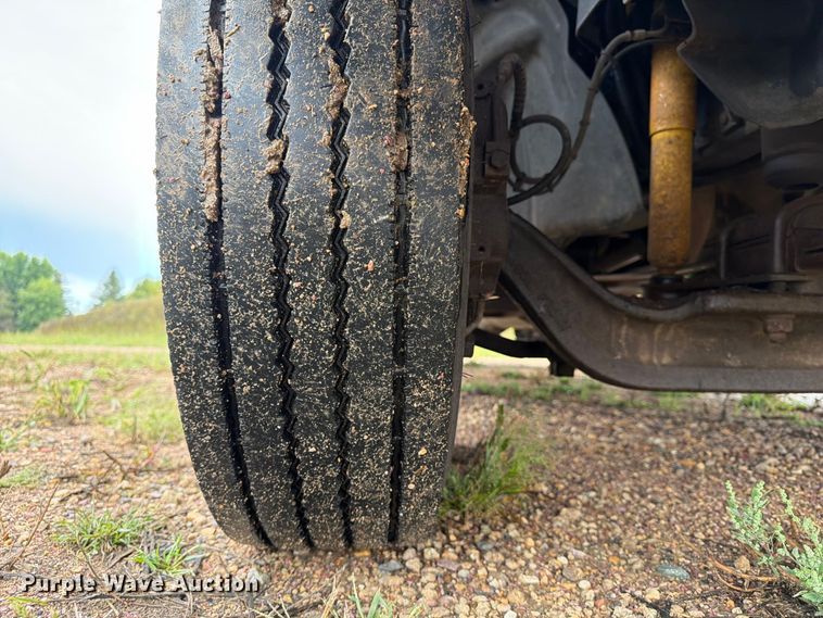 image for item FT8053 2004 Chevrolet C4500 dump truck