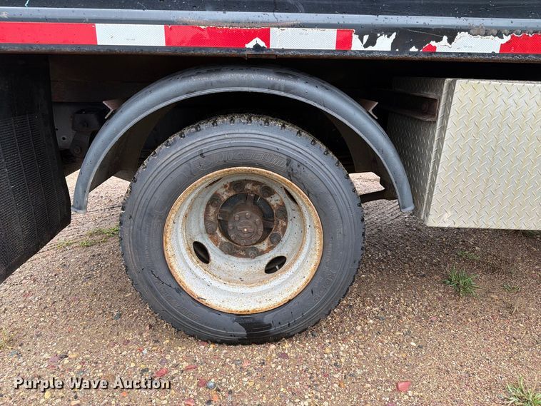 image for item FT8053 2004 Chevrolet C4500 dump truck